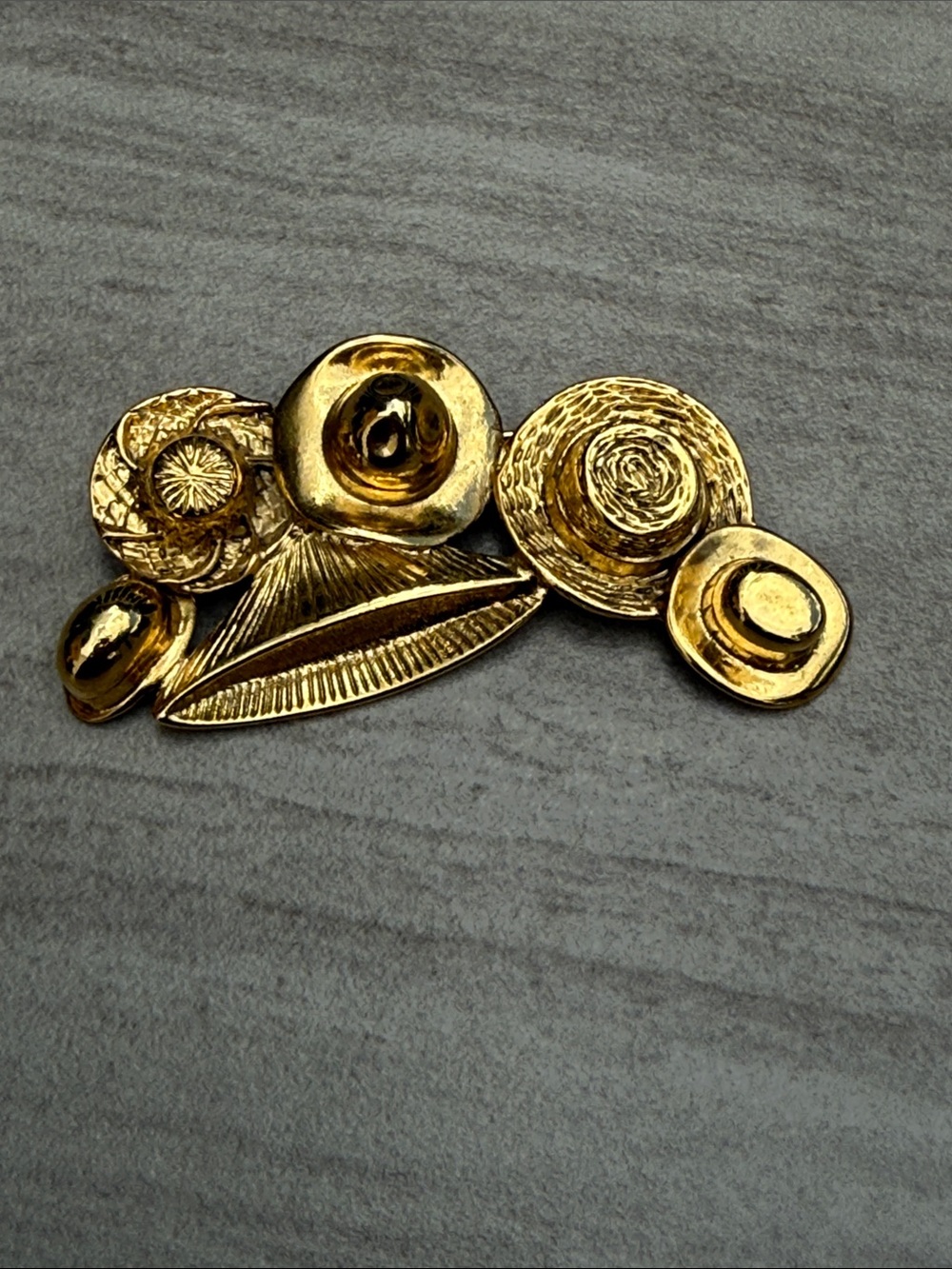Vintage multicultural traditional hat decorative brooch